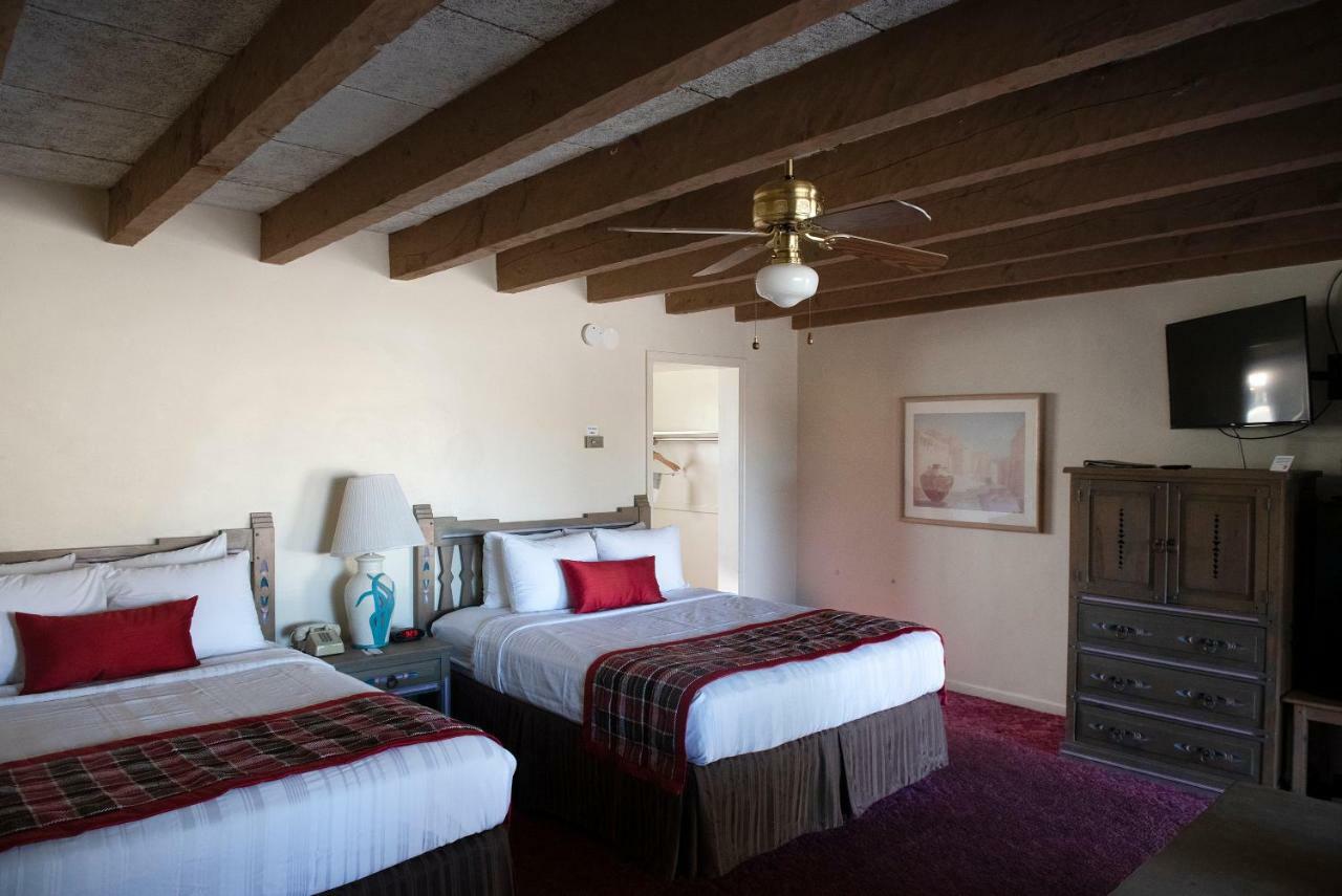 Kachina Lodge Resort And Meeting Center Taos Exterior photo